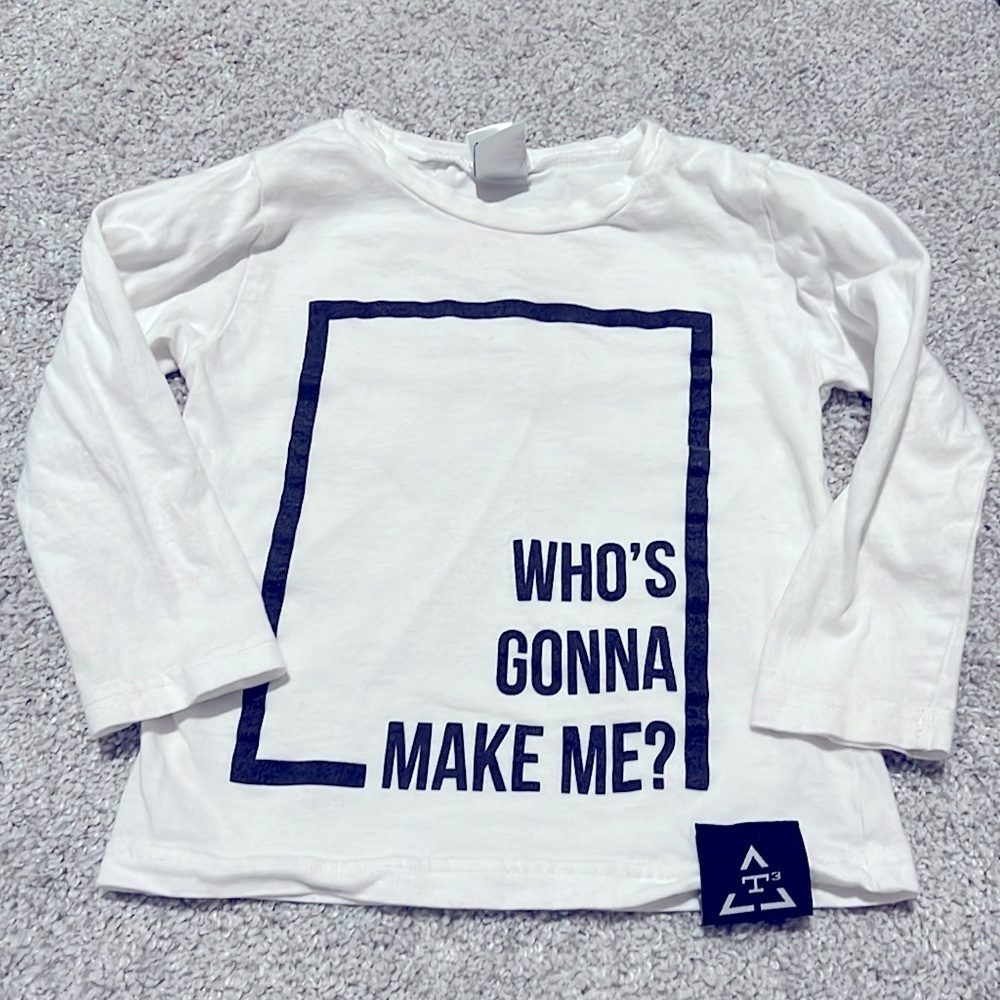 Trilogy design long sleeve 2-T